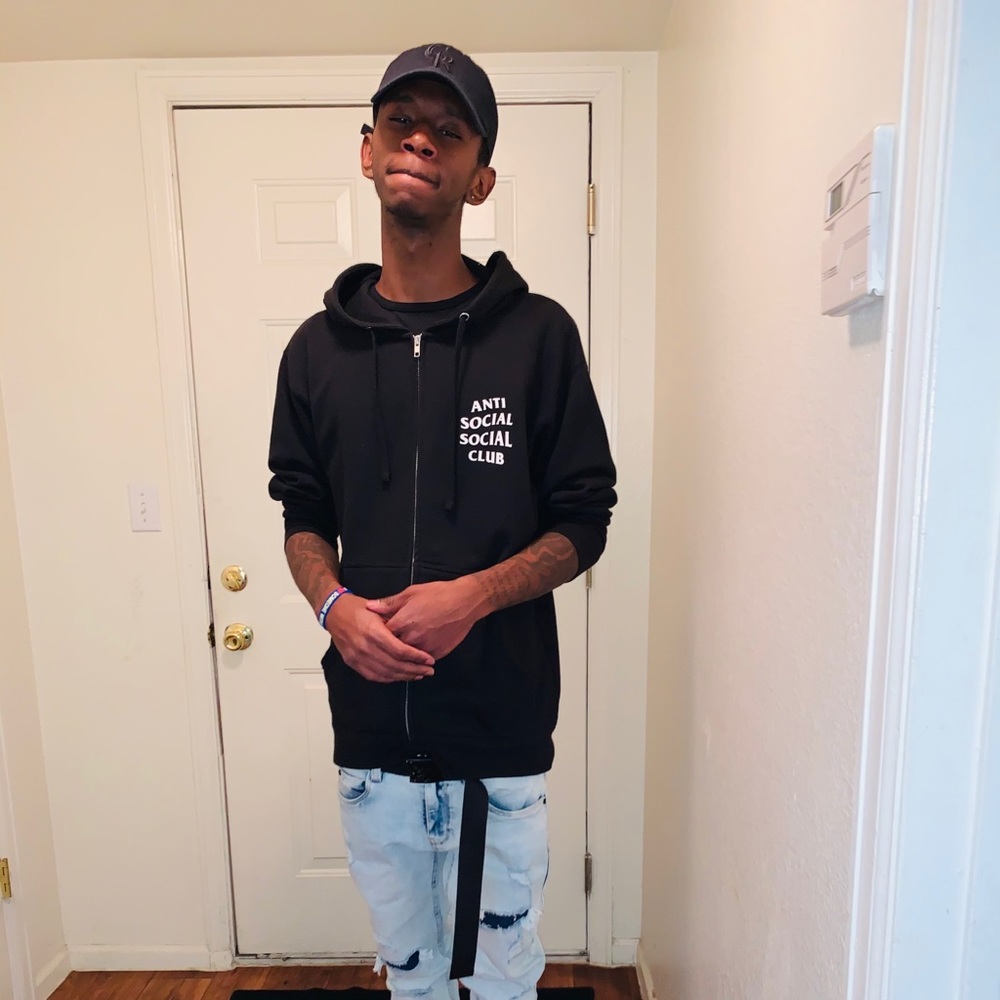 Meet your Posher, Apakalis